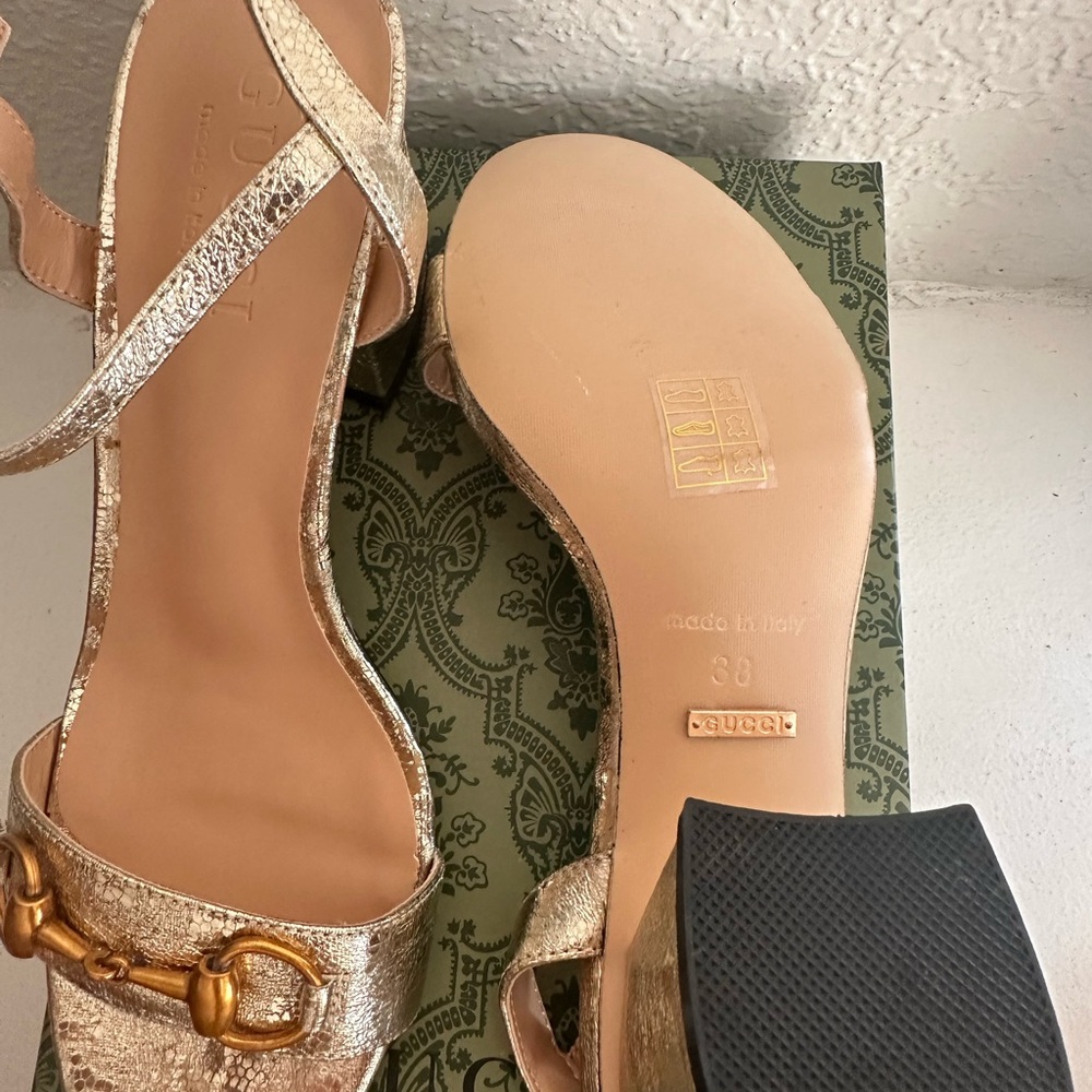 Gucci Women's Metallic Gold Heels - Picture 2 of 3